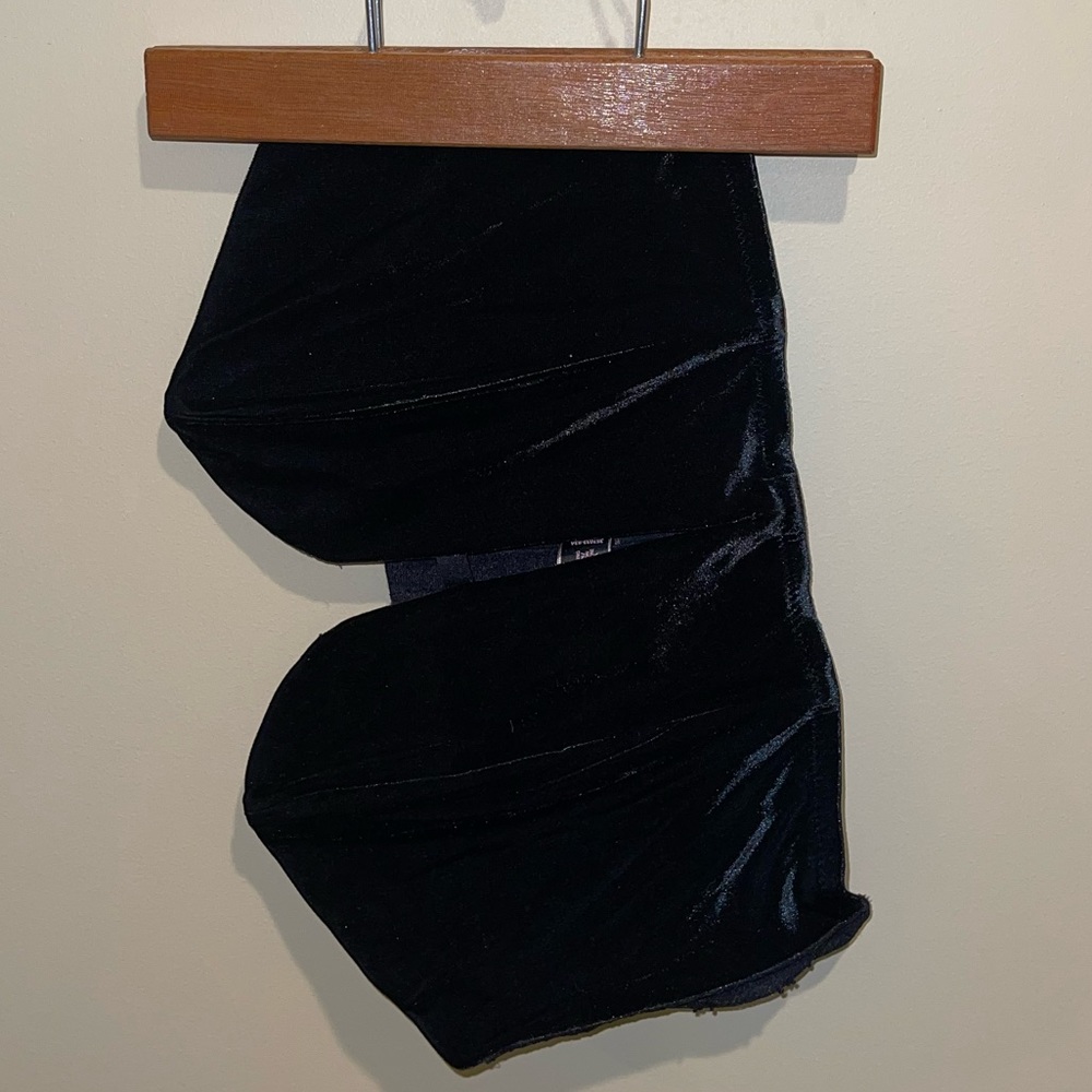 Victoria’s Secret Black Velvet Dream Angel Bustier with Lace Back • Size Medium
